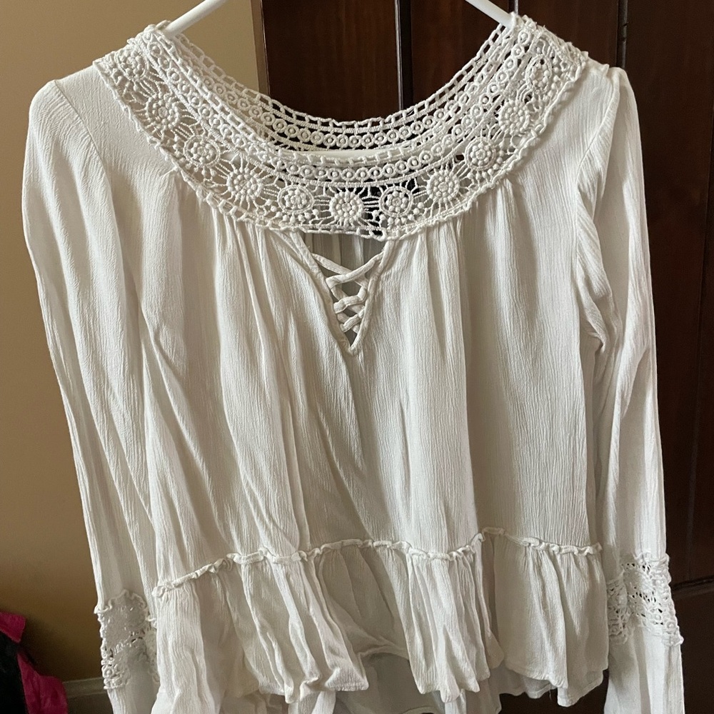 Girls Size Medium White Long Sleeve Top